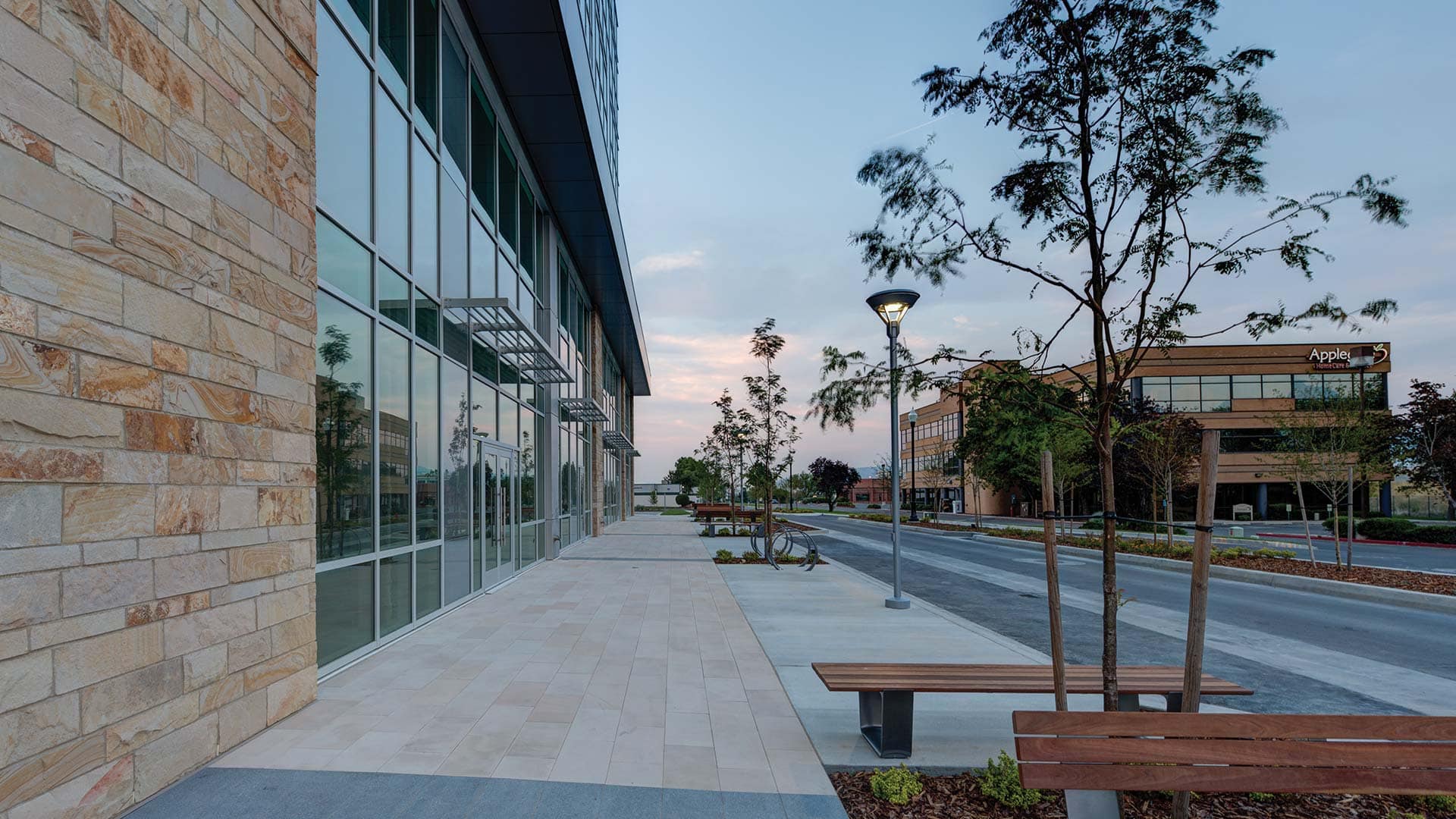 photo-gallery-commercial-office-security-national-mortgage-03