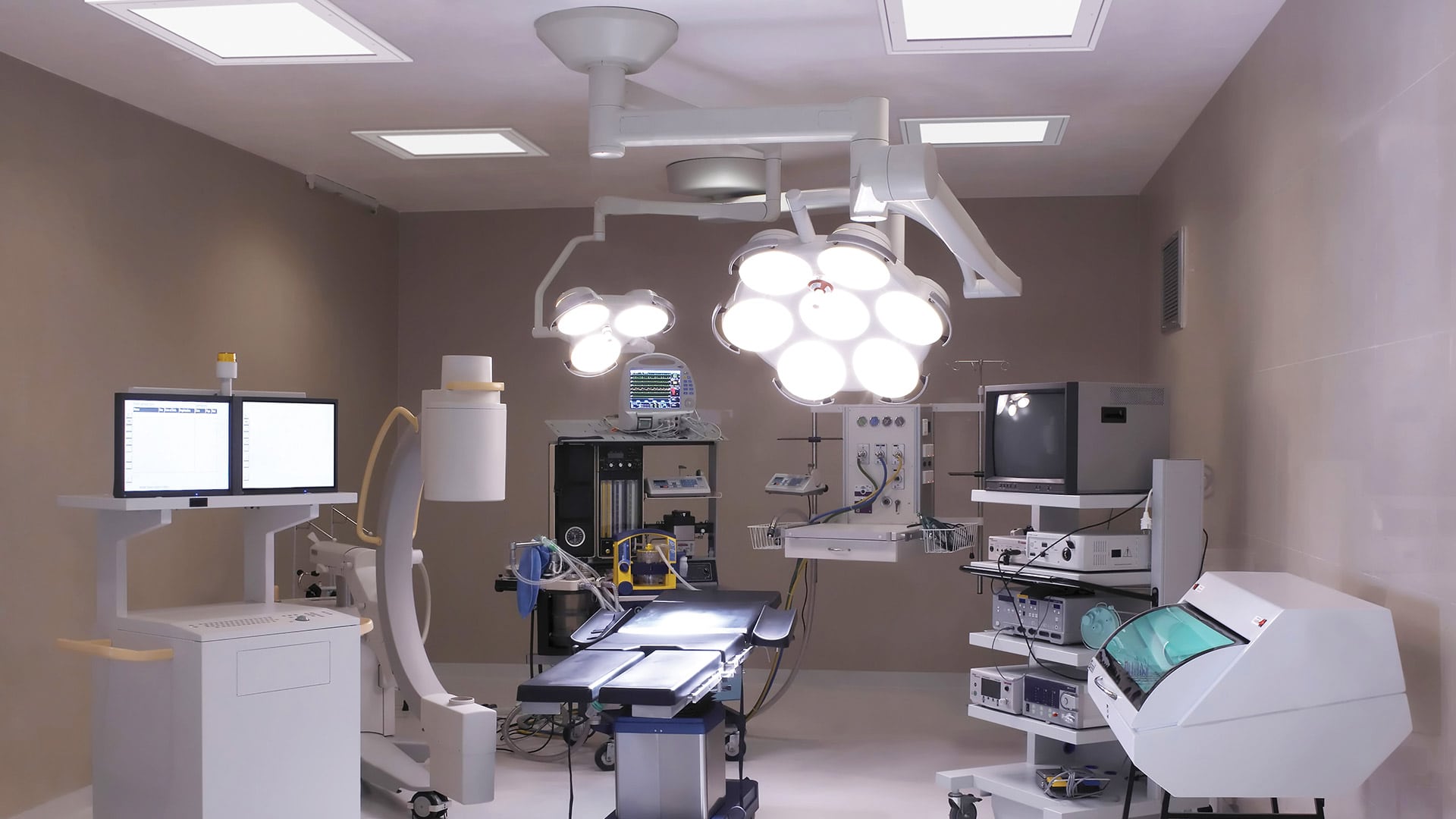 photo-gallery-healthcare-app0620-hcl-hstl-03
