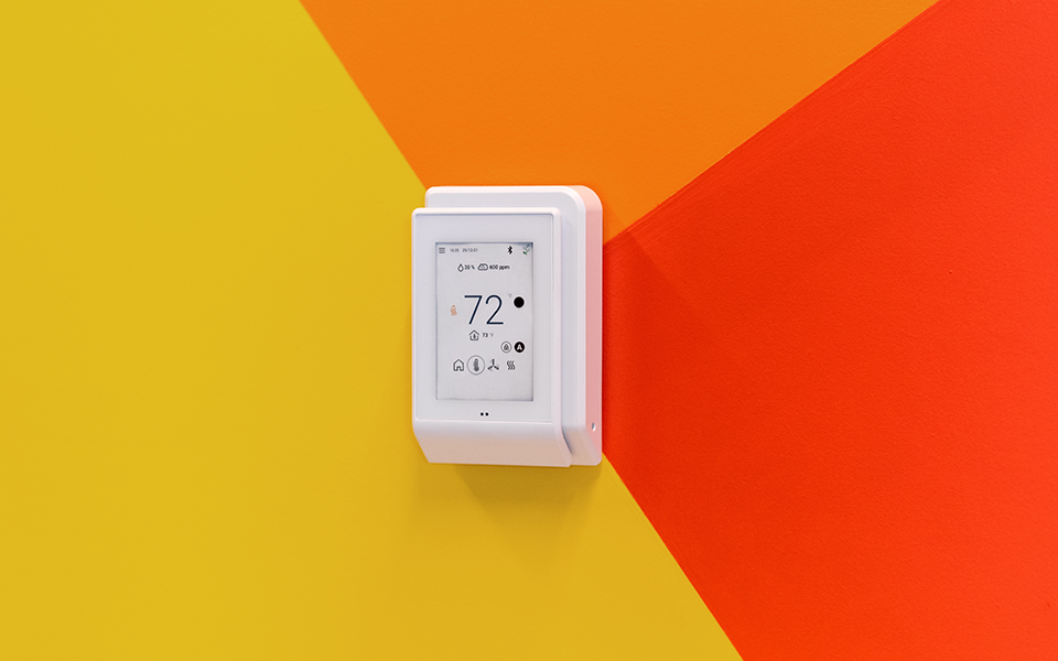 DISTECH-CONTROLS Thermostat
