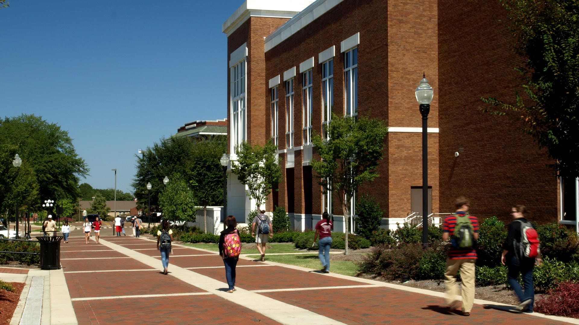 College utilizes Holophane's acorn lights along campus walkways.