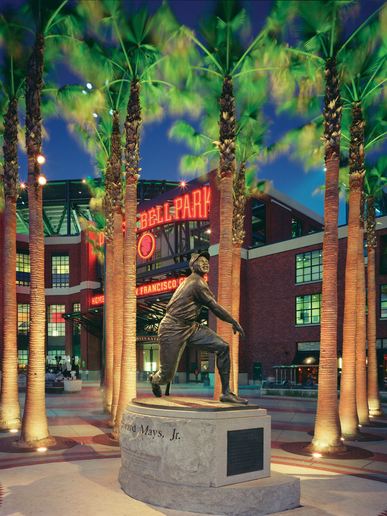 Statue-of-Willie-Mays-Jr