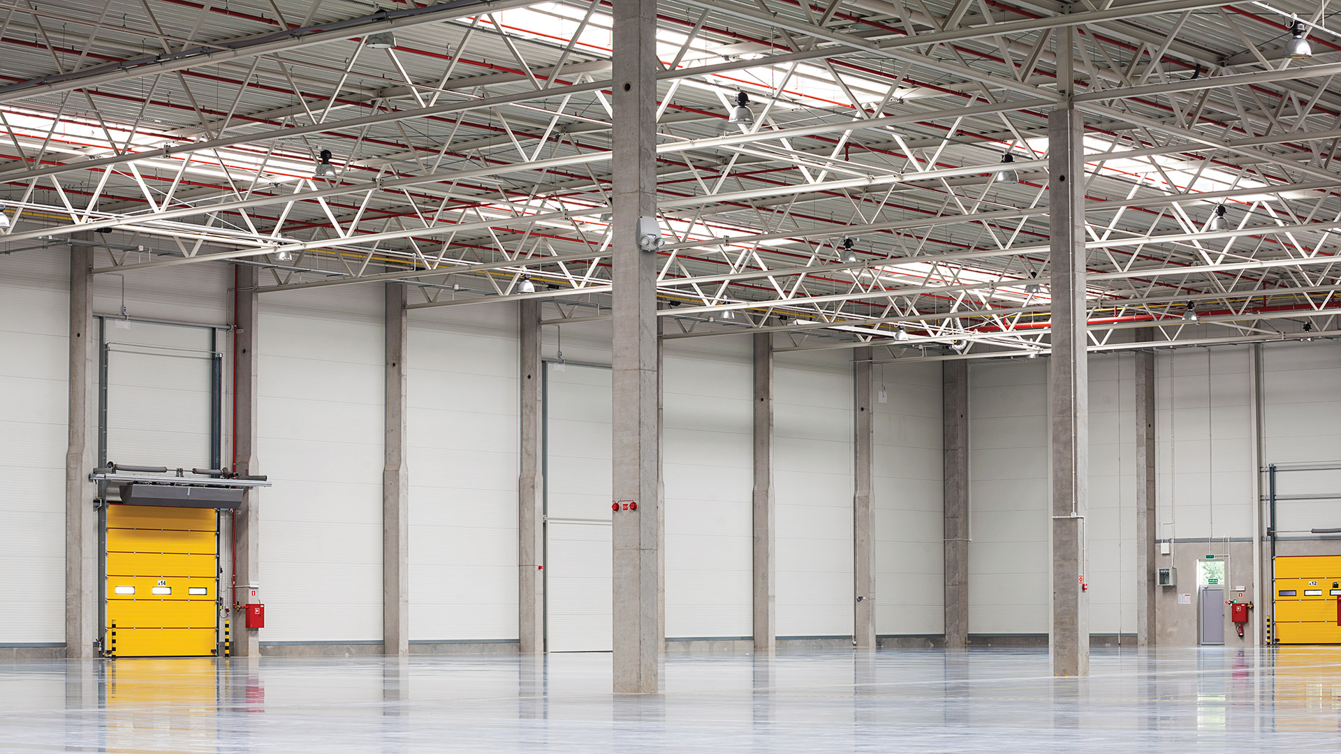 INDL-SP2200L-UVOLT-LTP-SDRT_Warehouse