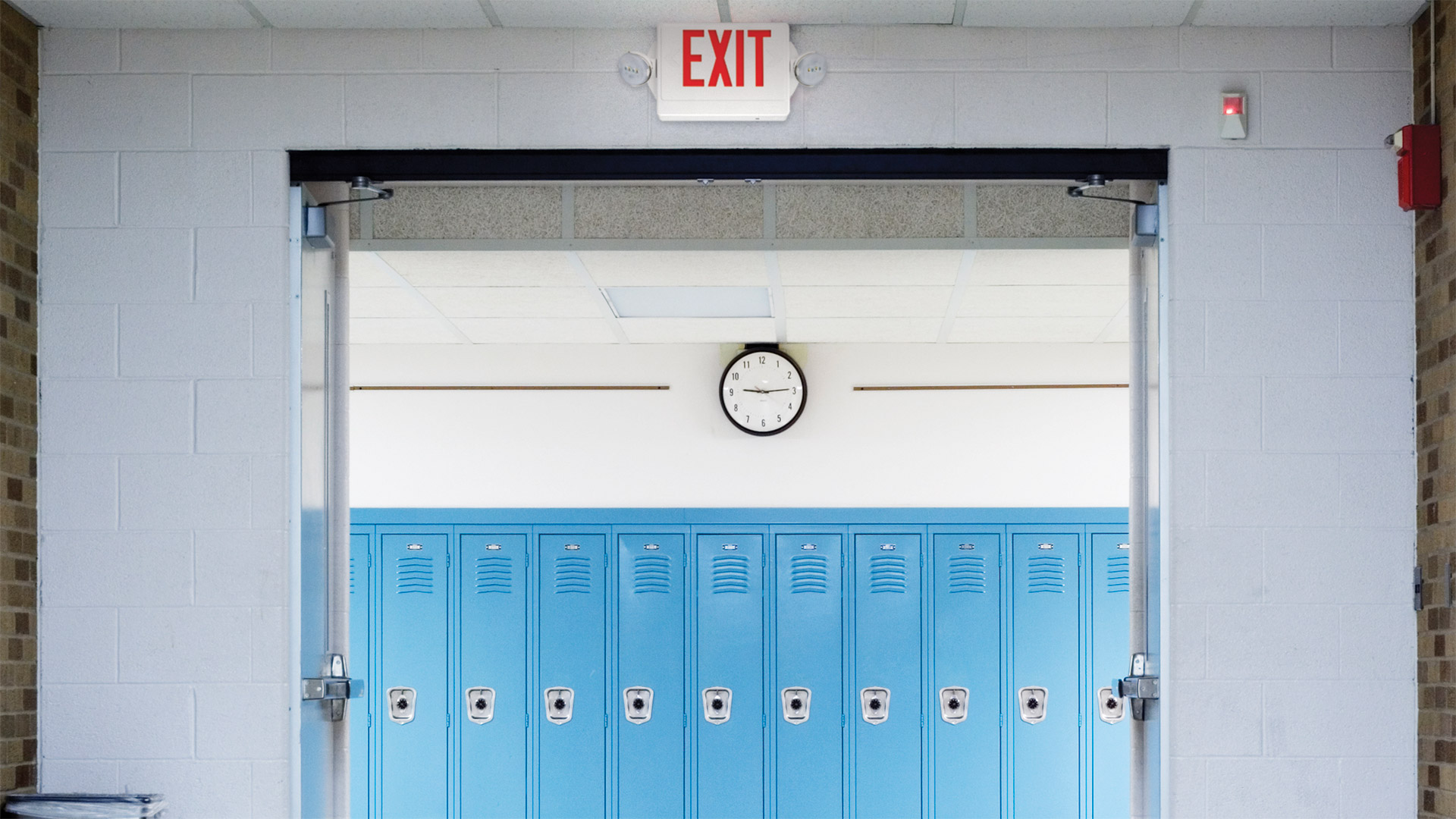 LHQM-LP06VS-S-W-3-R_School-Archway
