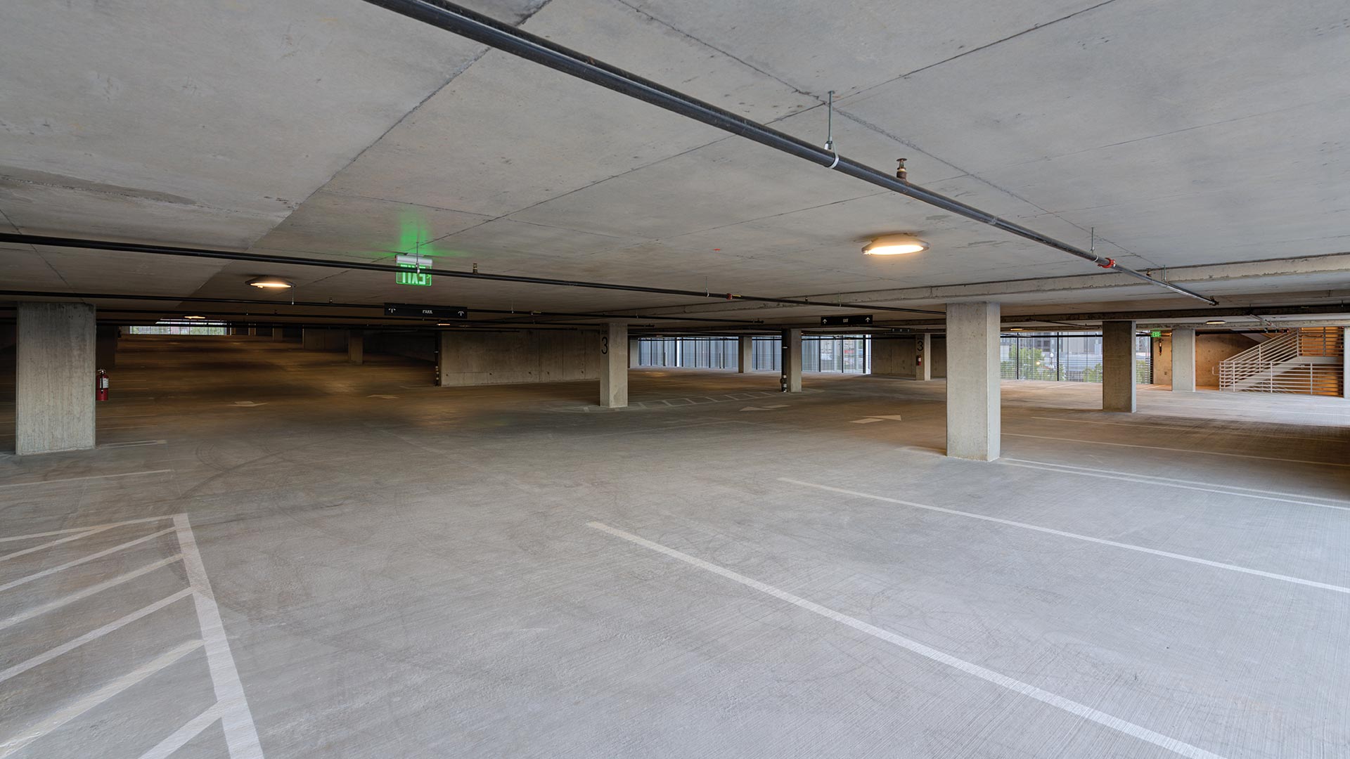 photo-gallery-garage-650-main-03