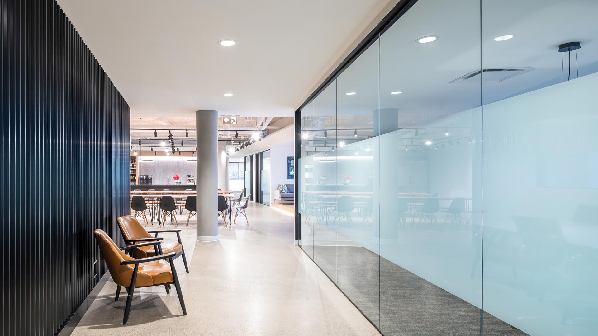 photo-gallery-commercial-office-avenue-living-glenmore-paramount-05