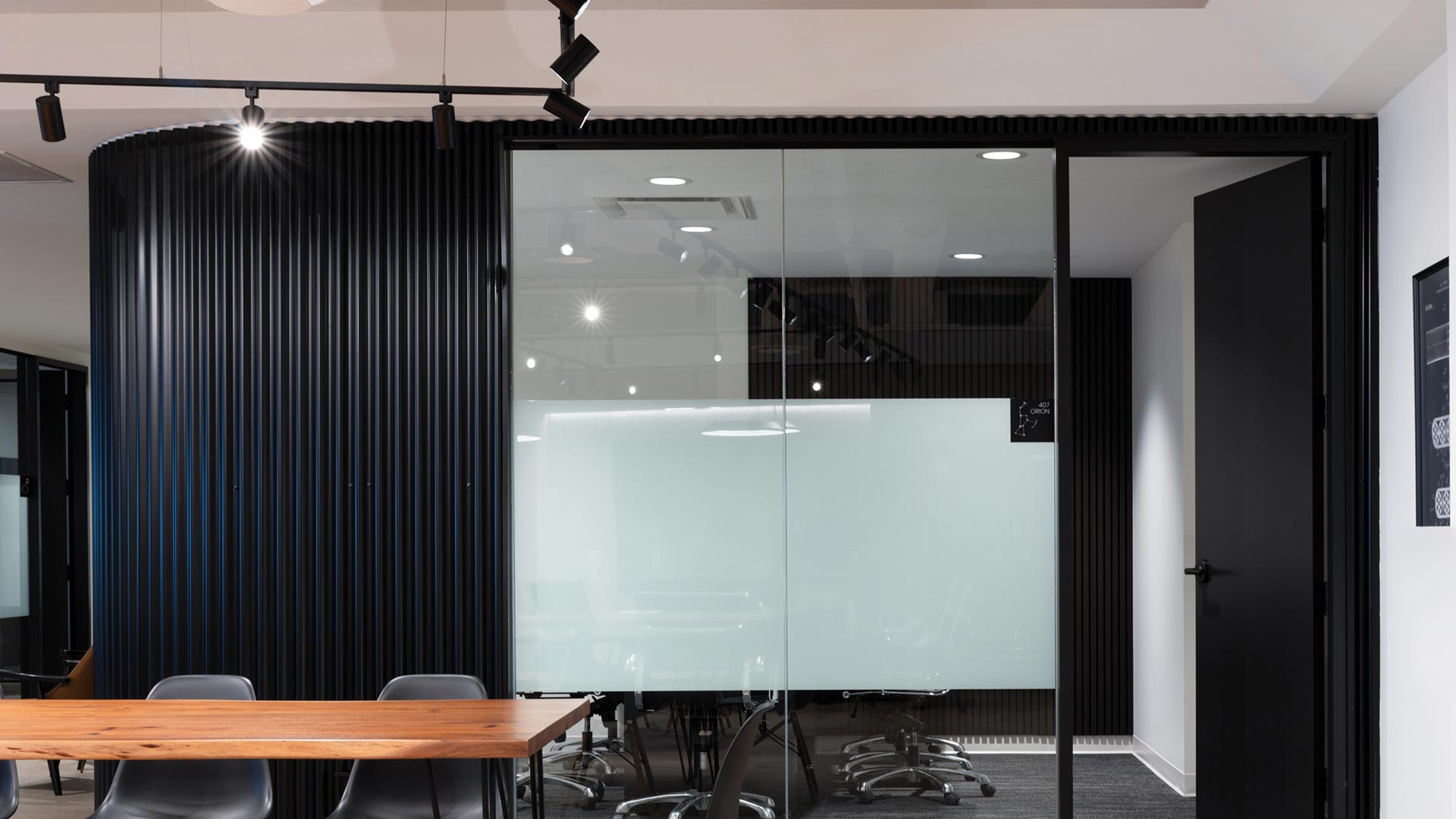 photo-gallery-commercial-office-avenue-living-glenmore-paramount-12