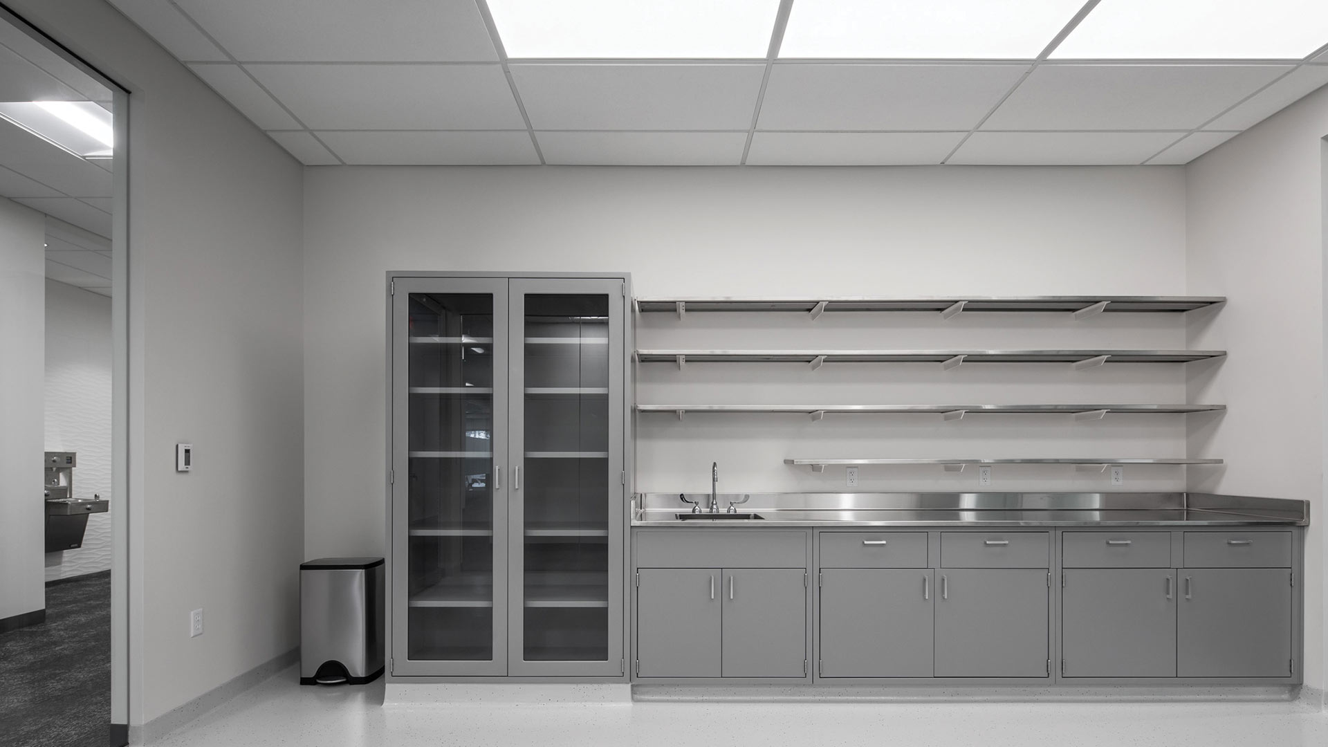 photo-gallery-commercial-office-collagen-solutions-10
