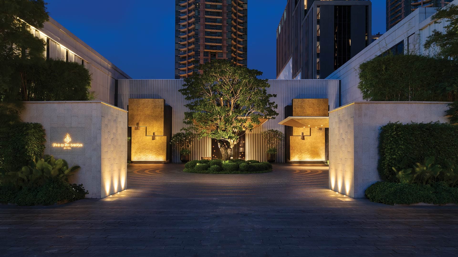 Four Seasons Hotel Bangkok at Chao Phraya River Acuity Brands