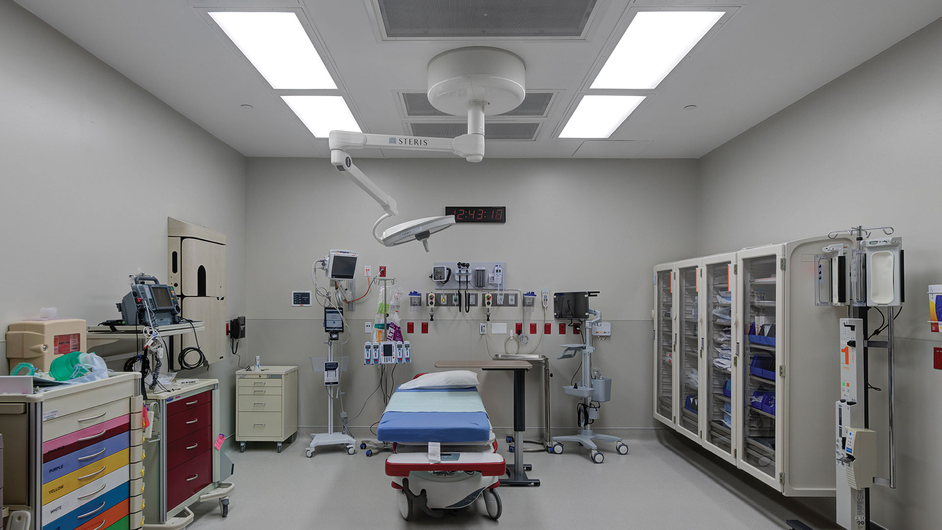 photo-gallery-healthcare-hca-florida-wellen-park-emergency-02
