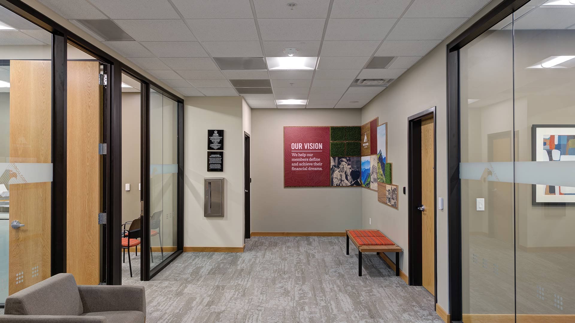 photo-gallery-commercial-office-mountain-american-credit-union-sugar-house-branch-01