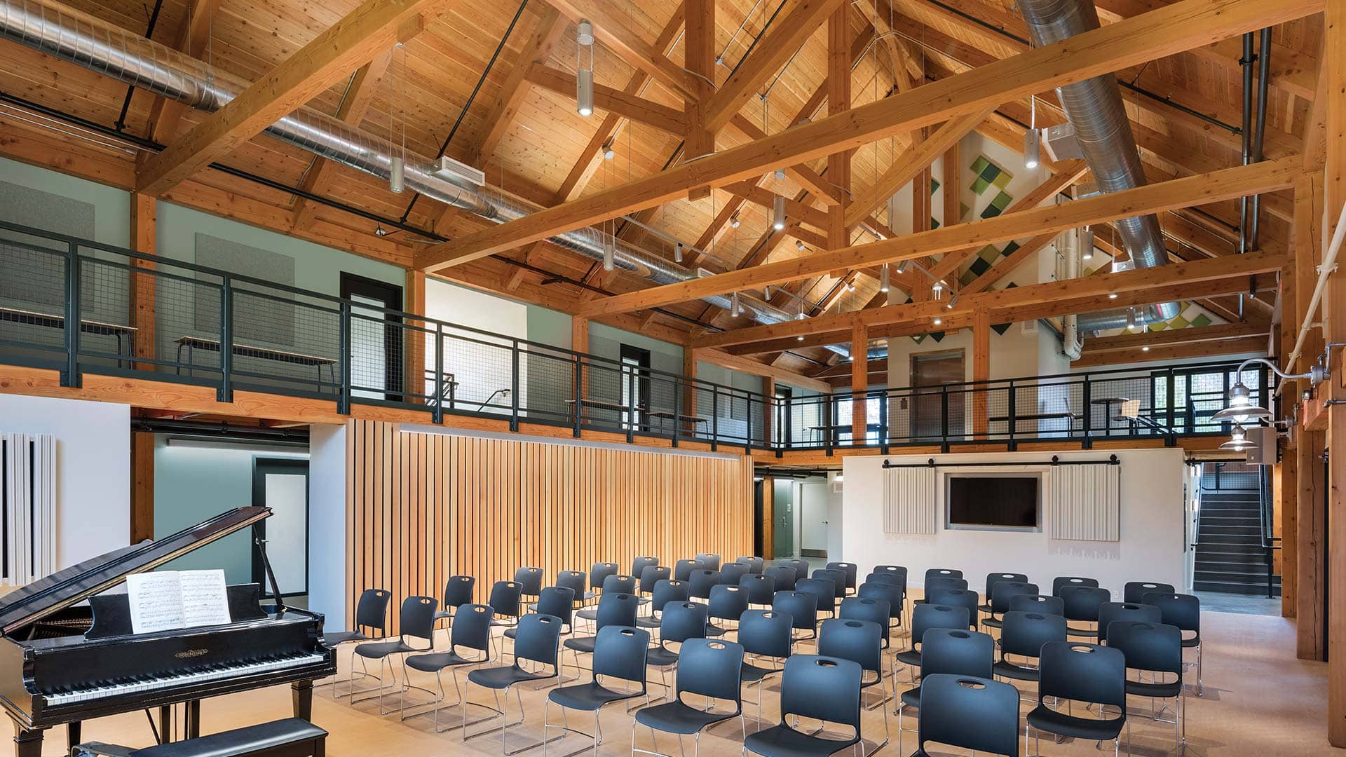 photo-gallery-education-nashoba-brooks-school-discovery-barn-02