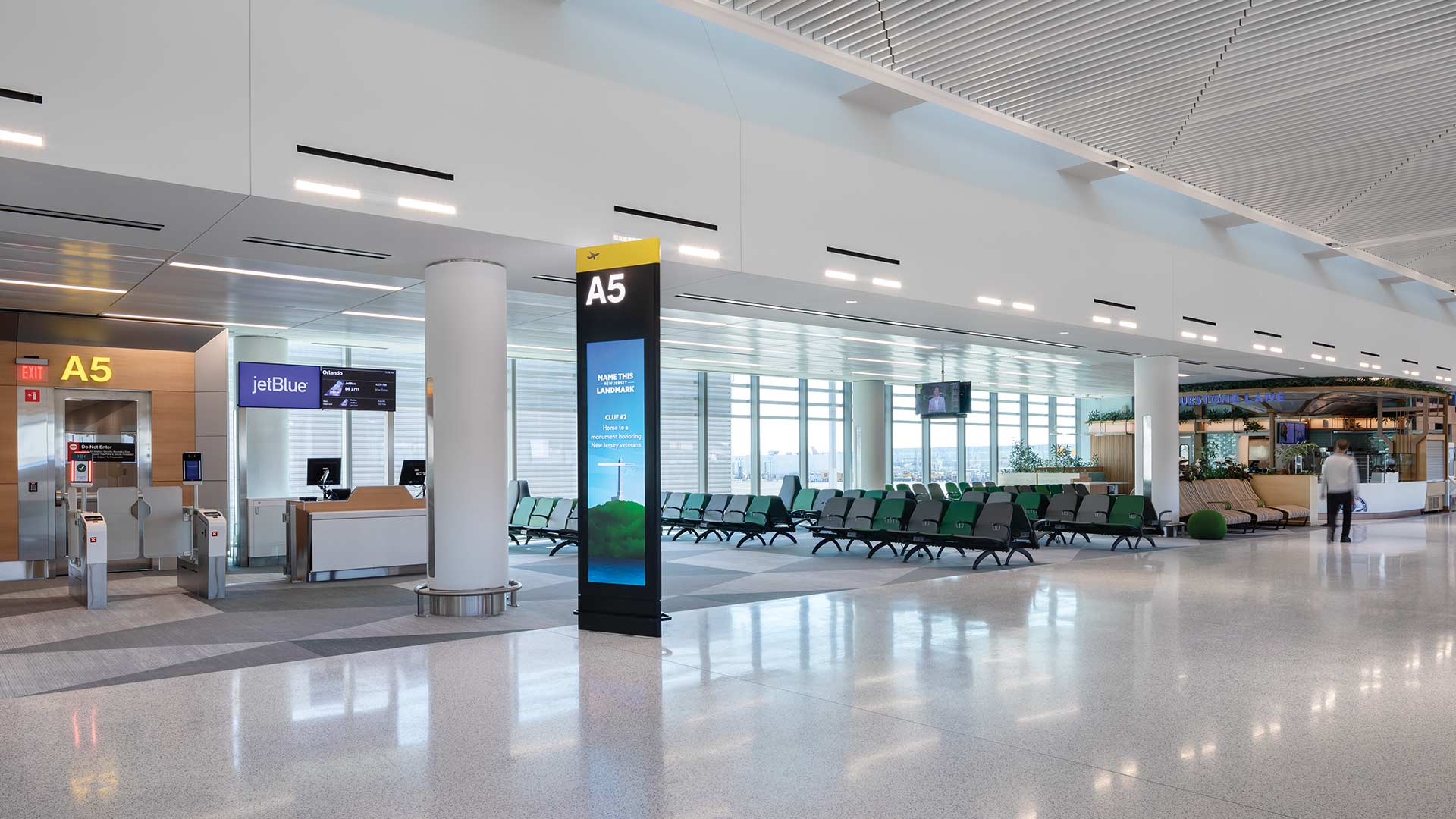 photo-gallery-transportation-roadways-newark-liberty-international-airport-terminal-a-07