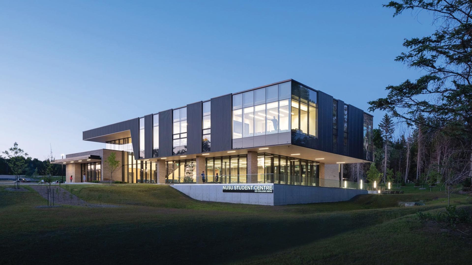 photo-gallery-education-nipissing-university-student-union-student-centre-03