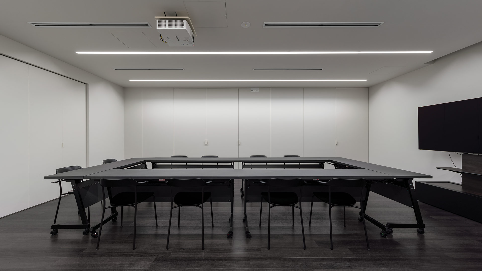 photo-gallery-commercial-office-rinnai-headquarters-25