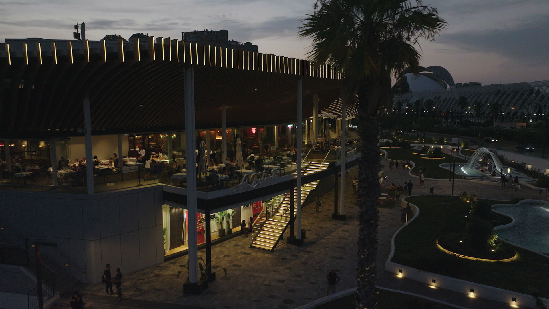 photo-gallery-retail-saler-shopping-mall-01