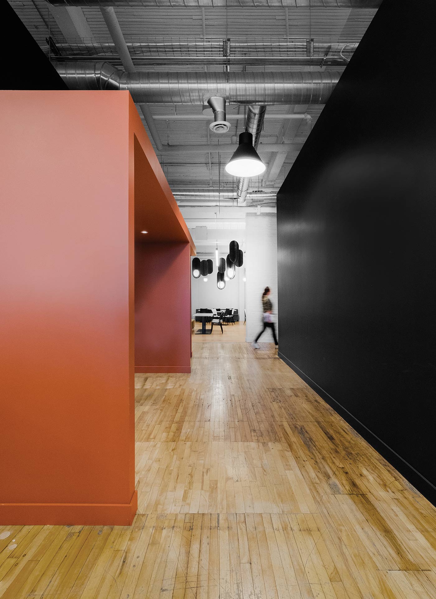 photo-gallery-commercial-office-st-denis-thompson-05