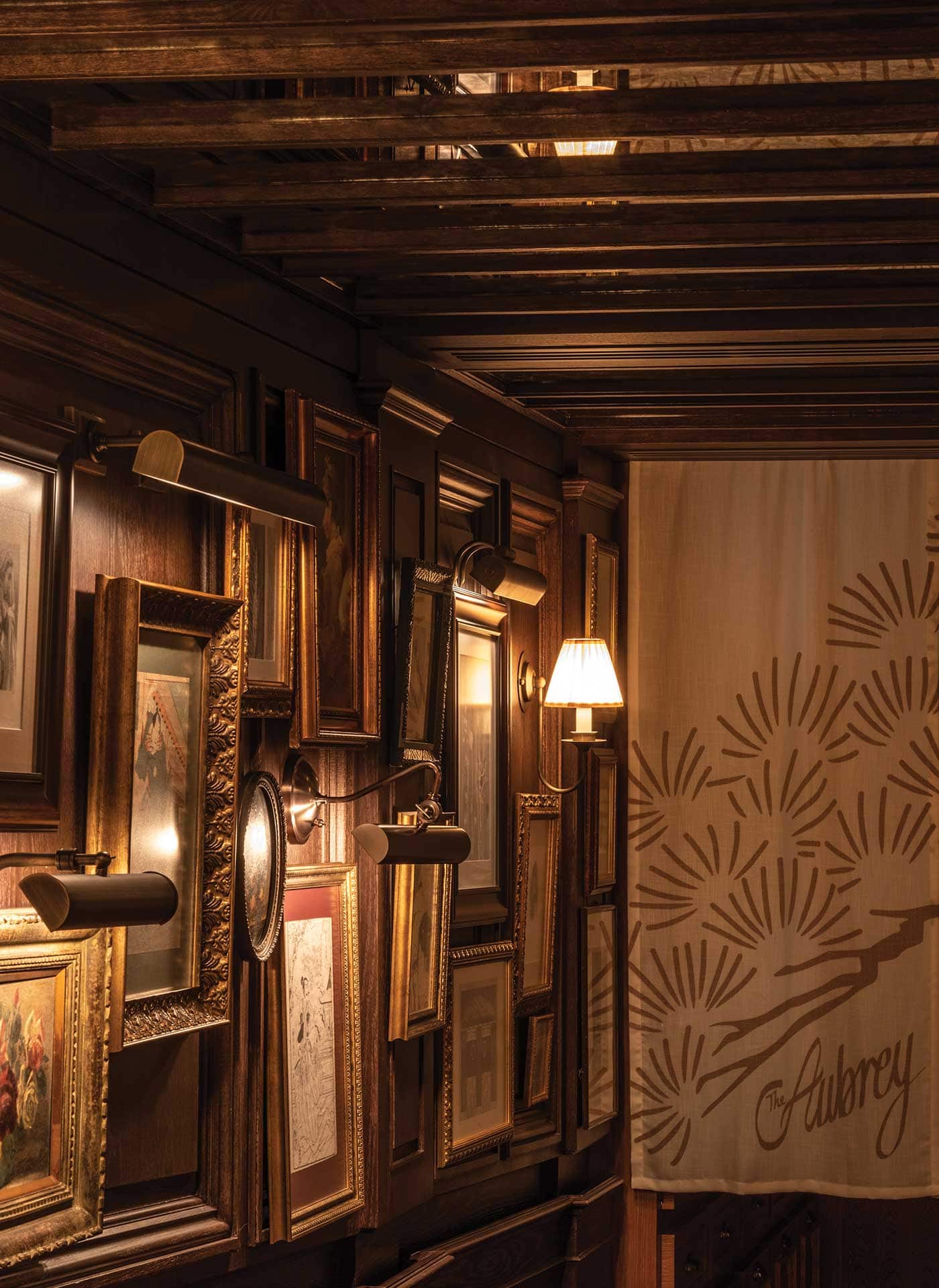 photo-gallery-hospitality-entertainment-the-aubrey-mandarin-oriental-hotel-hong-kong-10