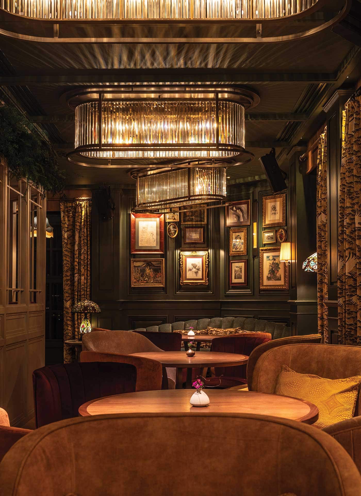 photo-gallery-hospitality-entertainment-the-aubrey-mandarin-oriental-hotel-hong-kong-14